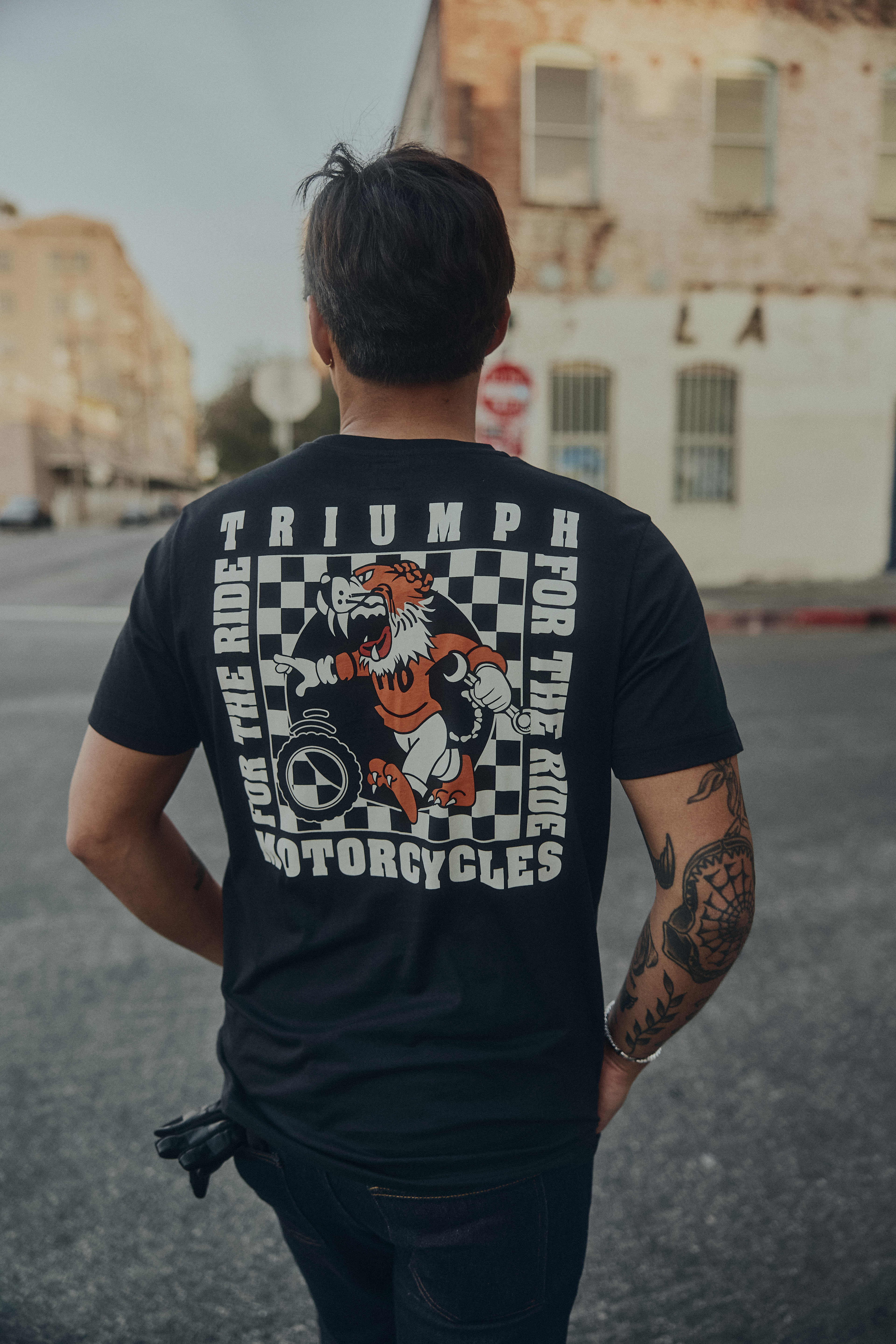 New Boots Tee in Black | Casual Clothing